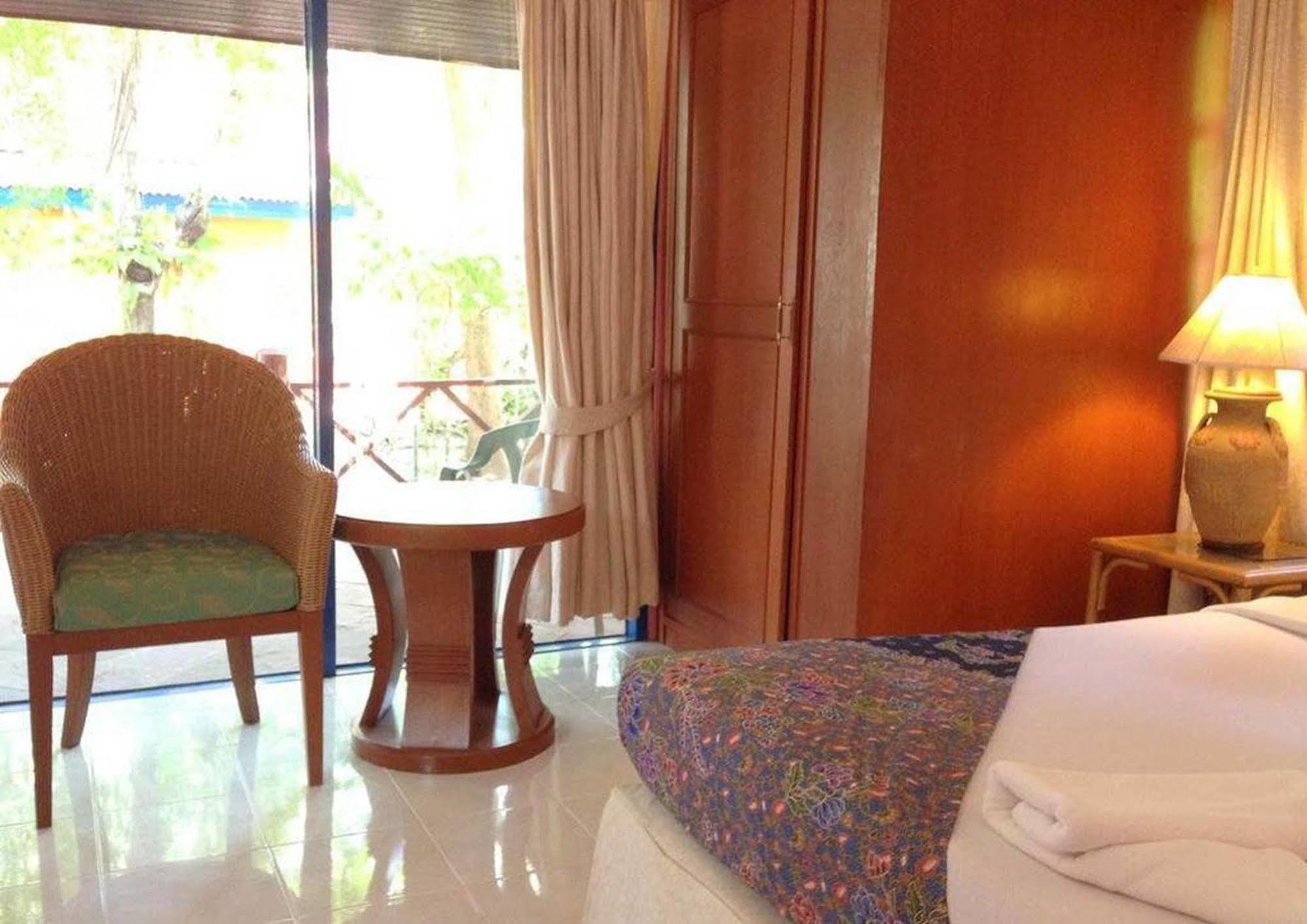Tradewinds Cottages لكوه ساموي المظهر الخارجي الصورة